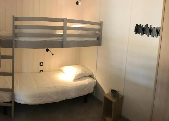 منتزه العطل Recent L'edune - 150 M -piscine - Wifi *