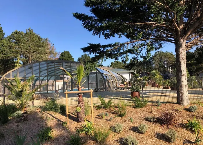 منتزه العطل Recent L'edune - 150 M -piscine - Wifi *